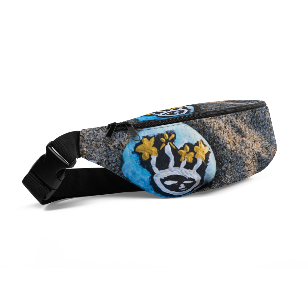 Resting Beach Face Fanny Pack