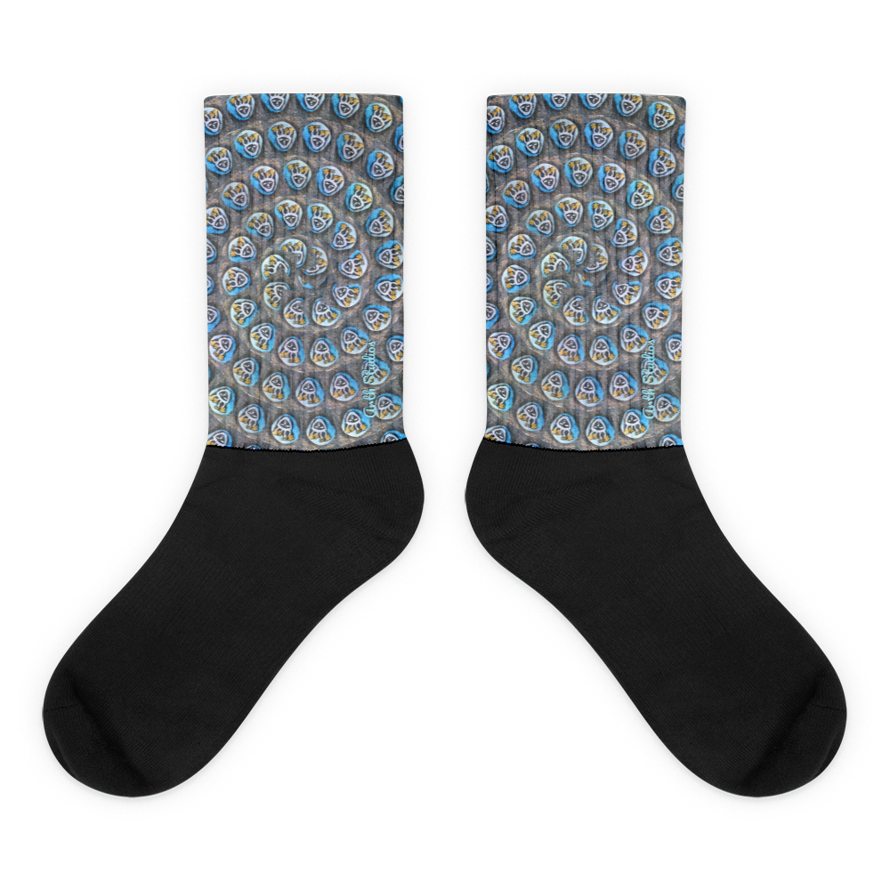 Swirling Beach Face socks